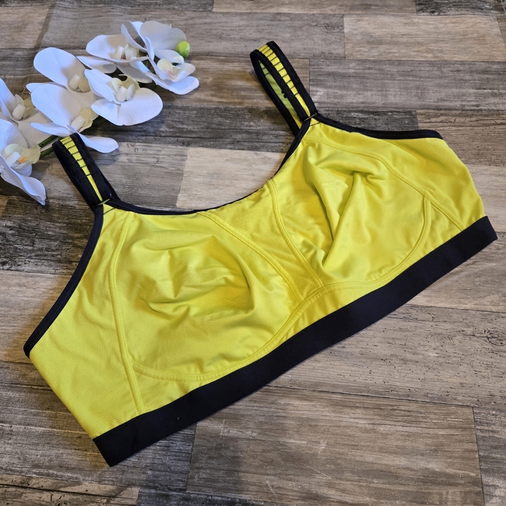 Soma sport max support wireless yellow sports bra size 40DDD EUC